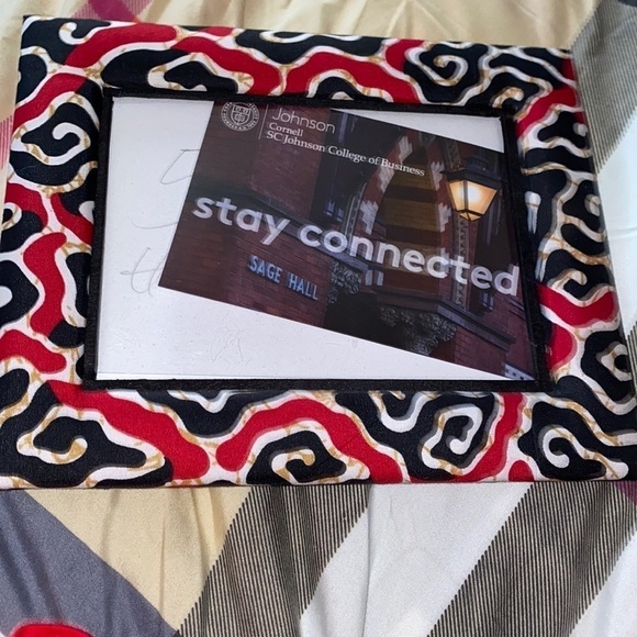 Urban print picture frame 5/7 New - Picture 3 of 6